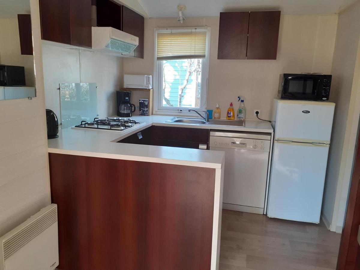 Mobilhome Agreable Sans Draps Ni Serviettes Port-la-Nouvelle Exteriör bild